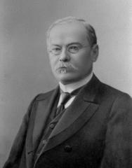 Омелянский Василий Леонидович